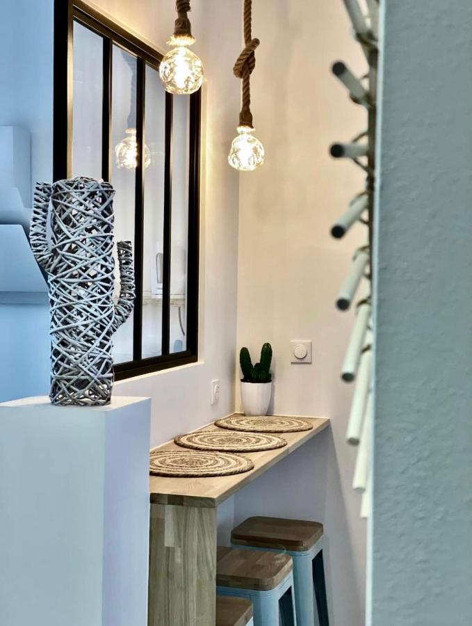 Ferienwohnung L'Escale - Le Boho + Garage + Netflix Saint-Etienne  Exterior foto